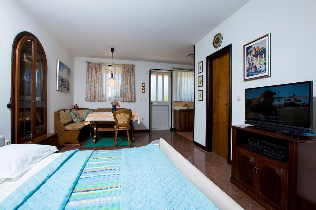 Apartment Dolores Opatija Exterior photo