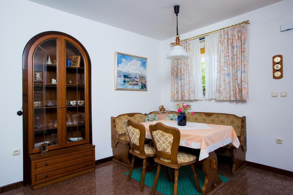 Apartment Dolores Opatija Exterior photo
